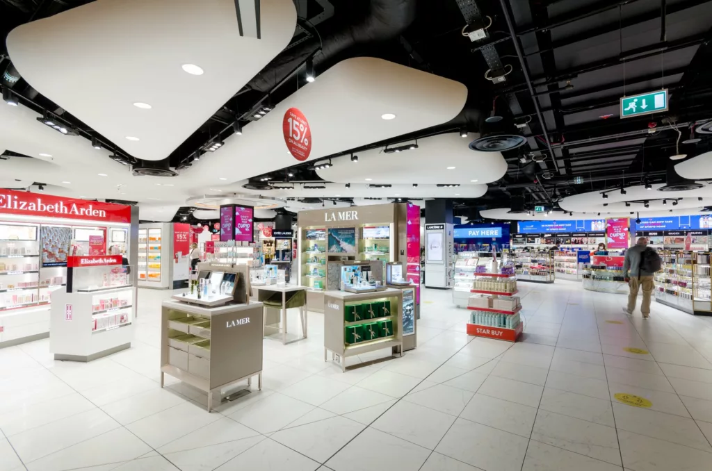 Airport Retail showing energy efficient lighting installations by NuLumenTek
